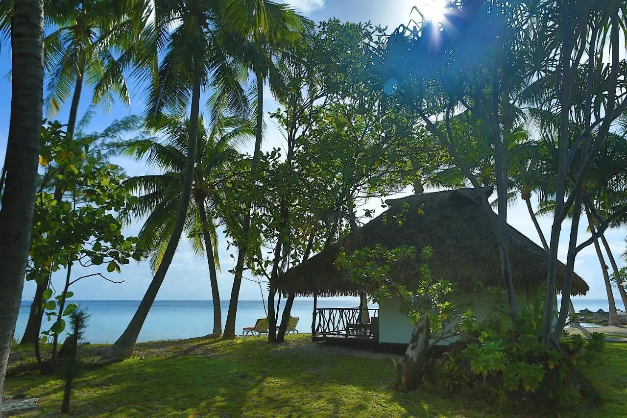 Raira Lagon Avatoru Hotel